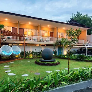 destiny-villas-seminyak-bali.hotelsseminyak.net/